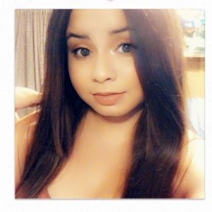 Meet your Posher, Mariela